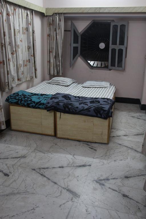 ורנאסי Sagar Guest House מראה חיצוני תמונה