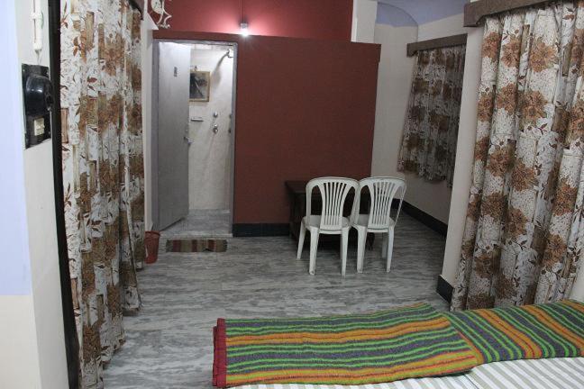 ורנאסי Sagar Guest House מראה חיצוני תמונה